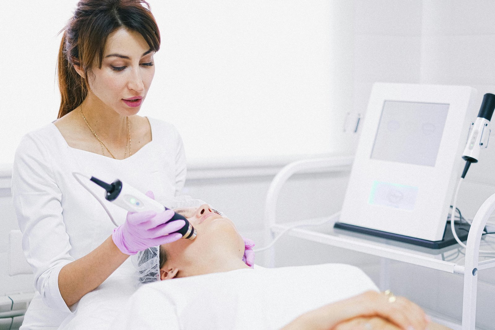 Tratamiento de est&eacute;tica facial — Dra. Paula Kampelmacher